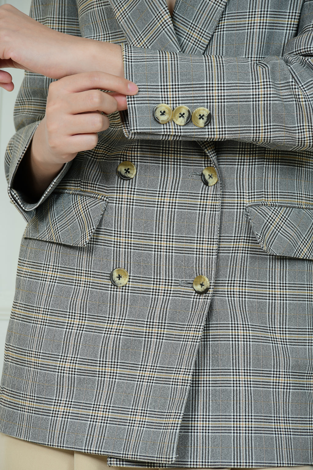 CHAQUETA 7 BOTONES