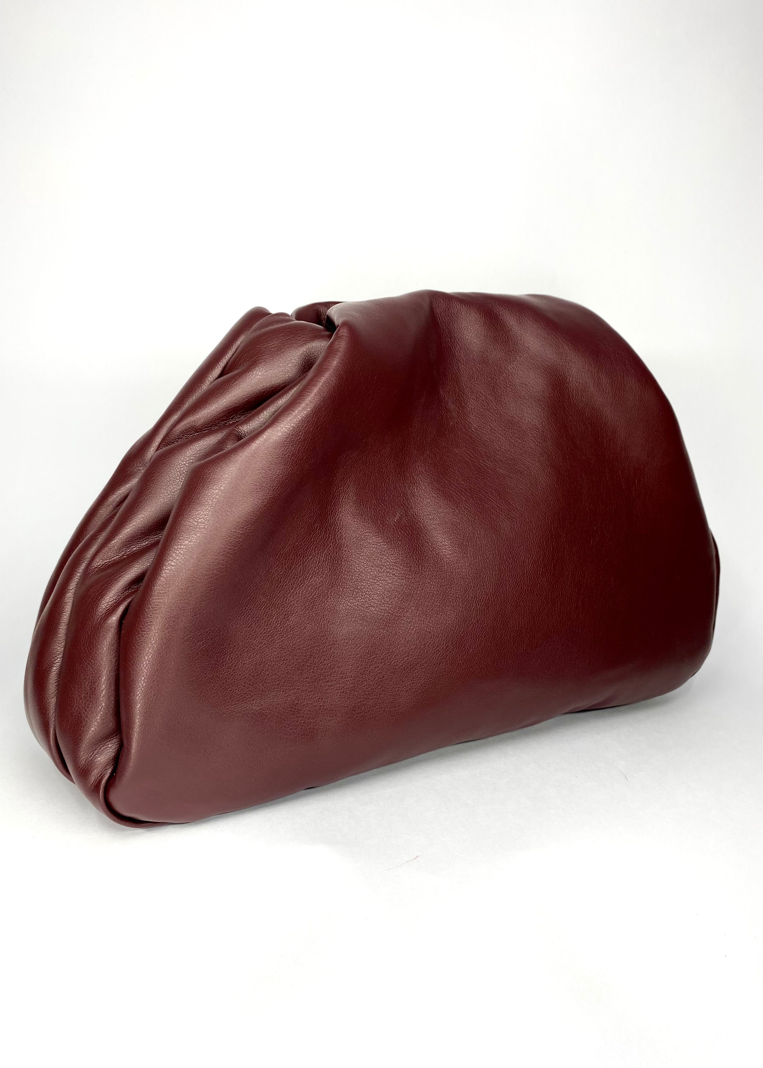 BOLSA ARRUGADA CUERINA