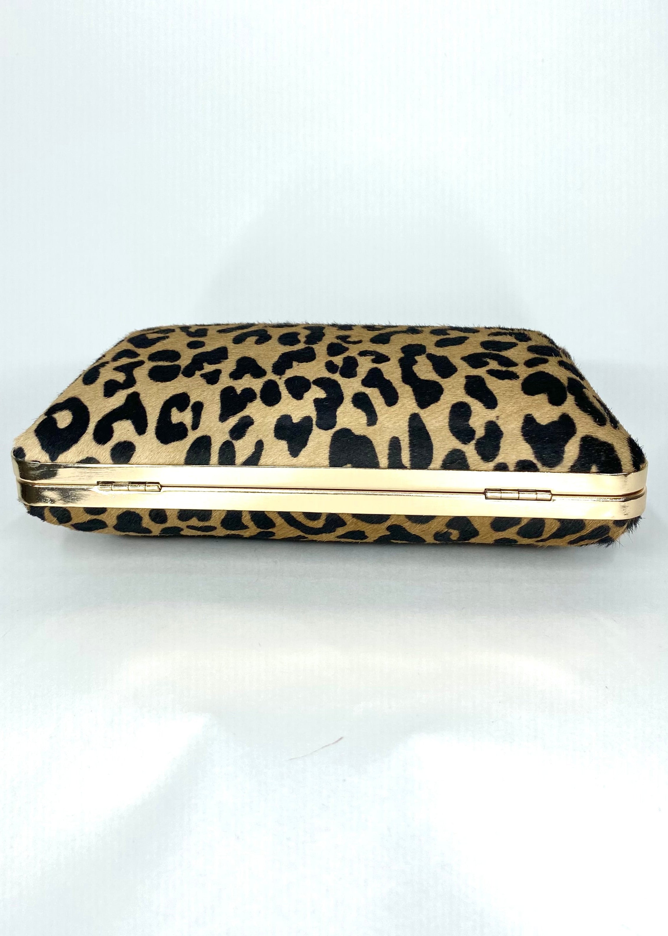 CLUTCH ANIMAL PRINT