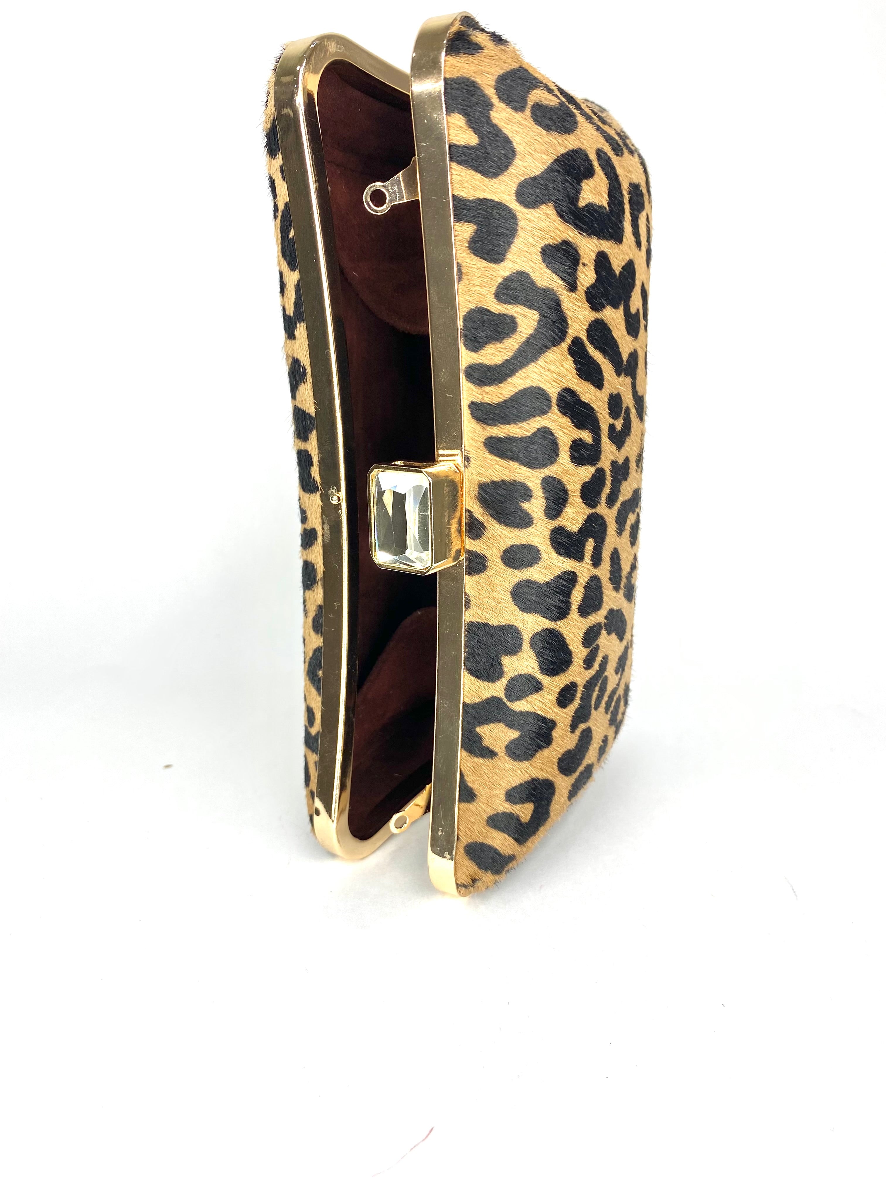 CLUTCH ANIMAL PRINT