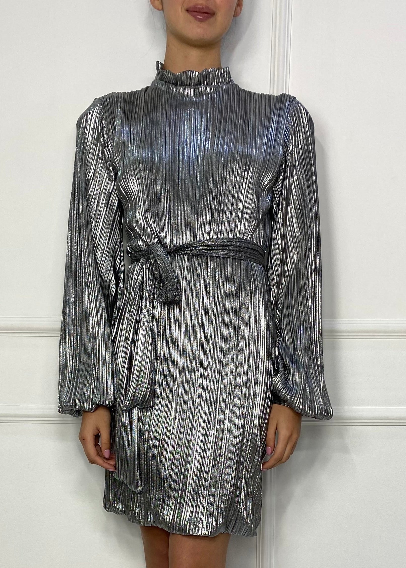 VESTIDO BRILLANTE CUELLO