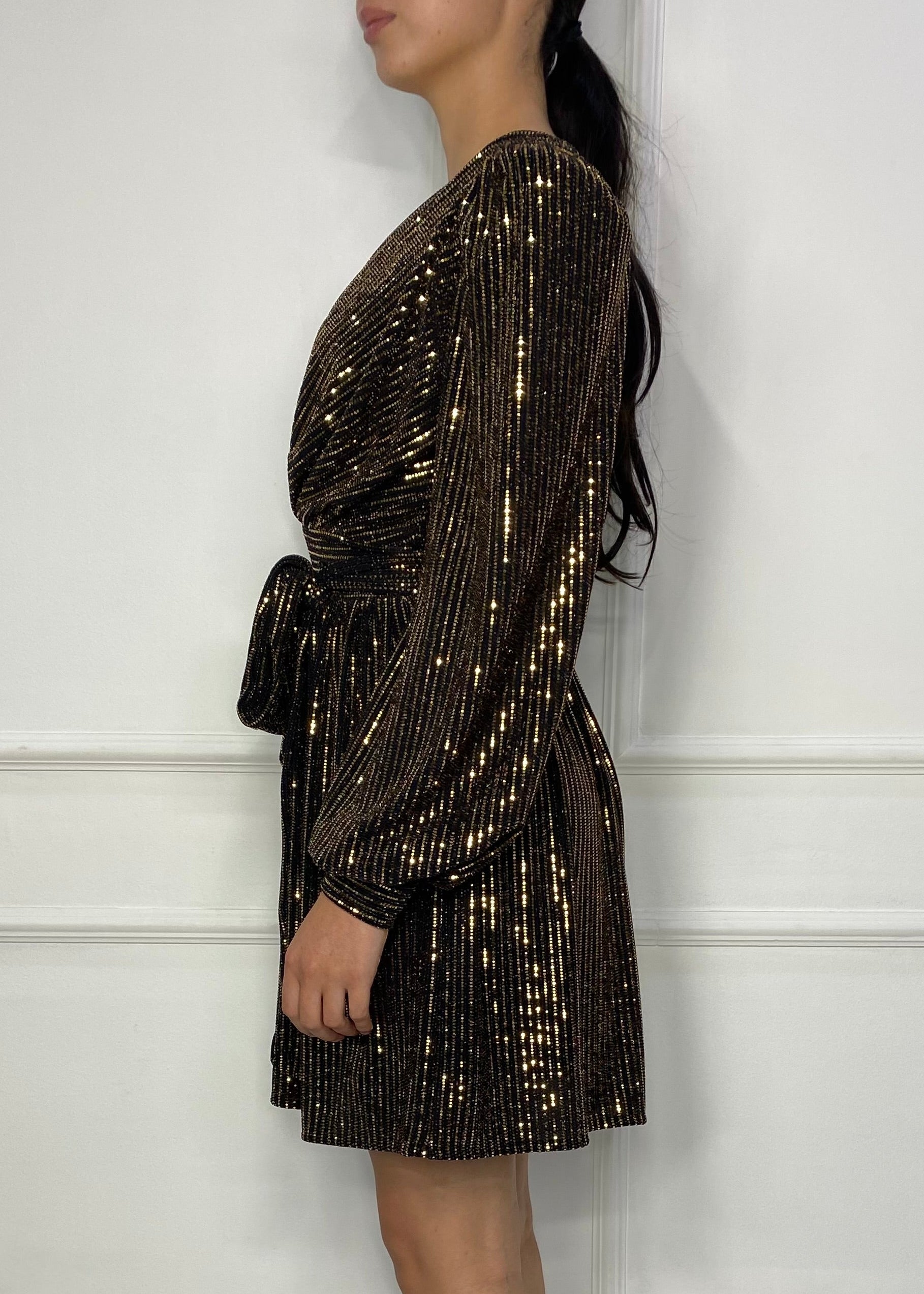 VESTIDO BRILLANTE HOMBRERAS