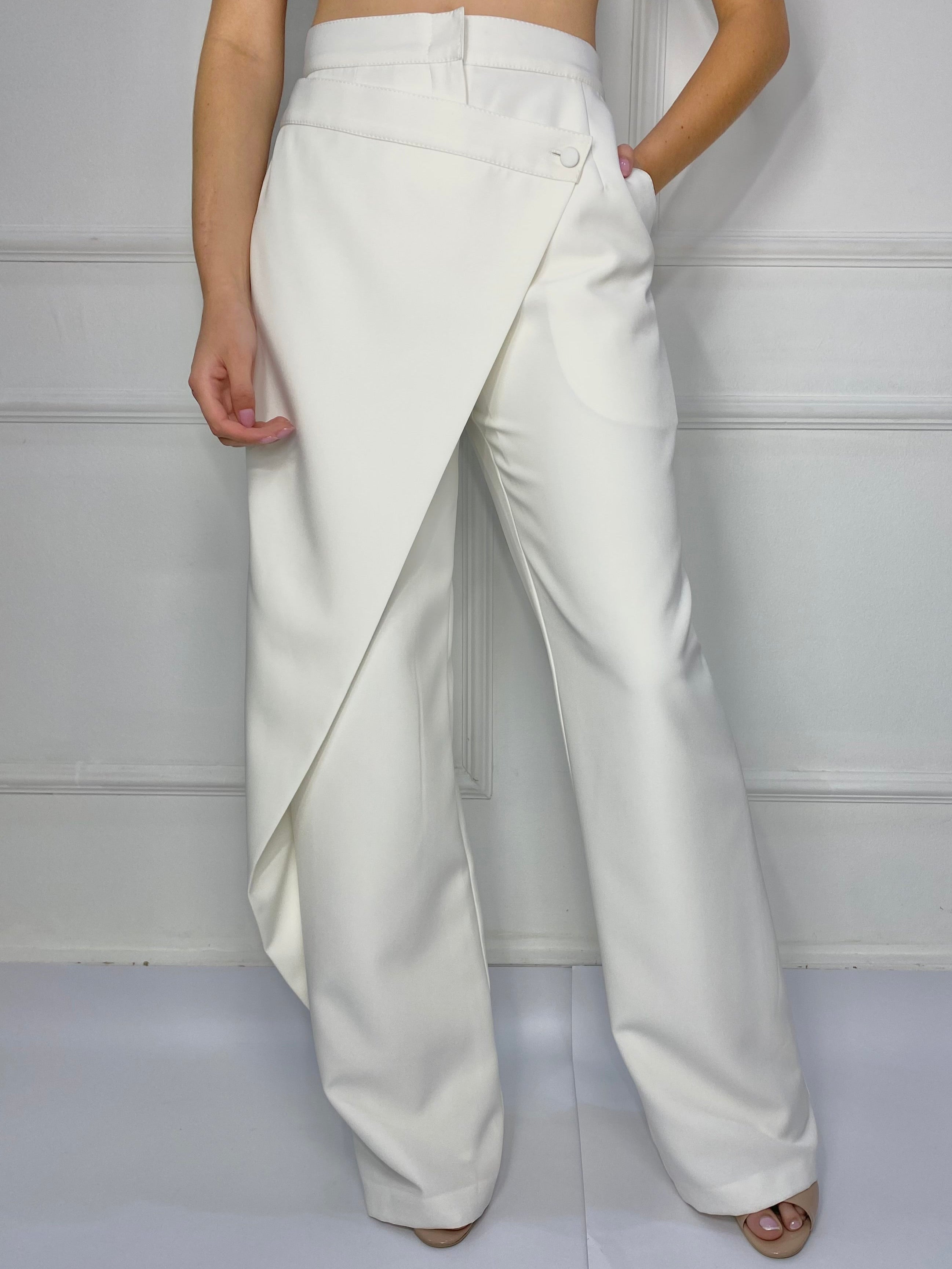 PANTALON CAPA SOBREPUESTO
